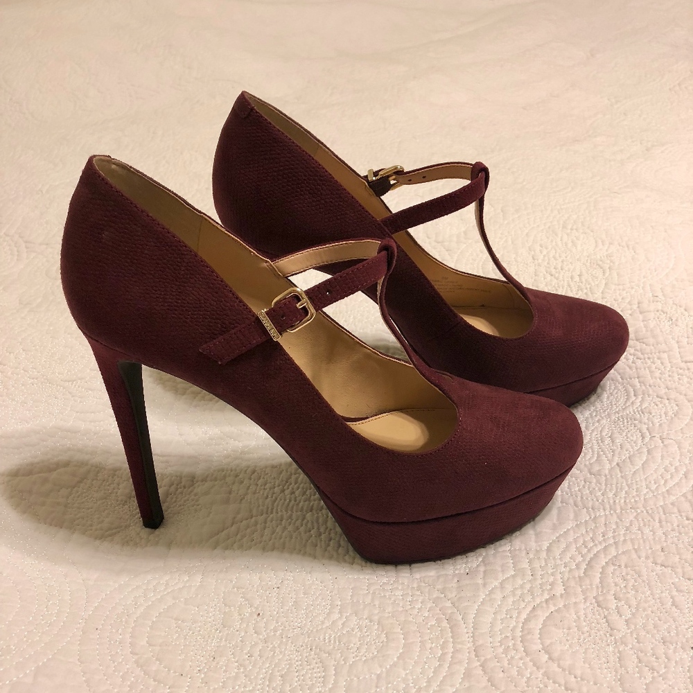 Gianni Bini Lorenna TStrap Burgundy Platform Heels
